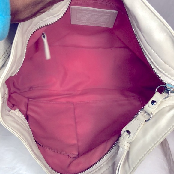 COACH Zoe Ivory colored genuine leather hobo style handbag. Silver hardware. - Picture 12 of 16